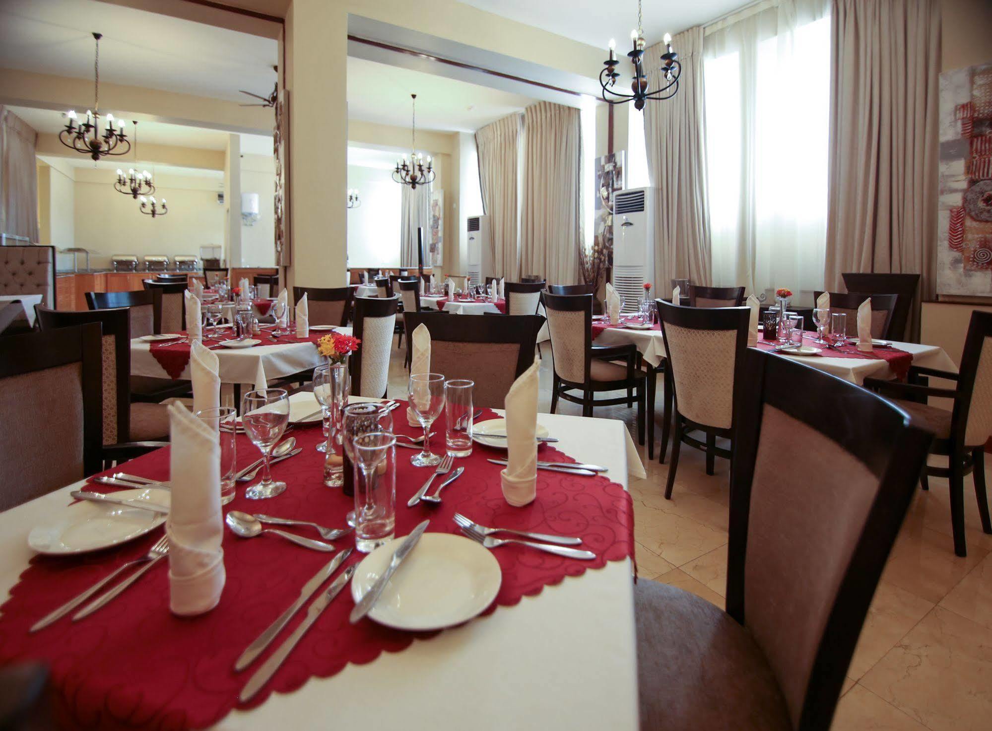 Best Western Plus Accra Beach Hotel Teshie Buitenkant foto