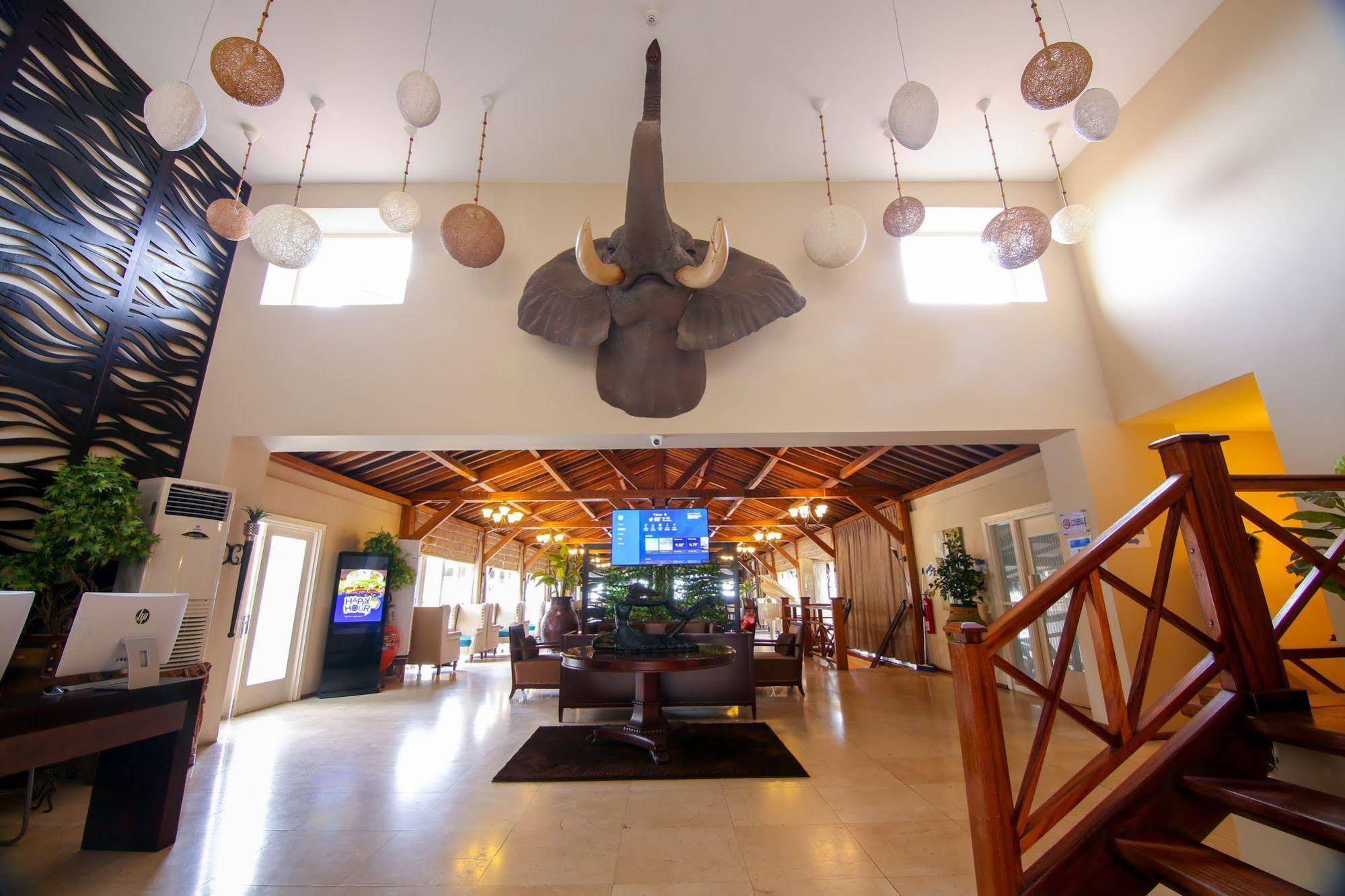 Best Western Plus Accra Beach Hotel Teshie Buitenkant foto